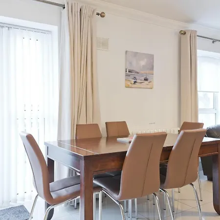 Lägenhet Fully Equipped 2br In W King Cha722 *